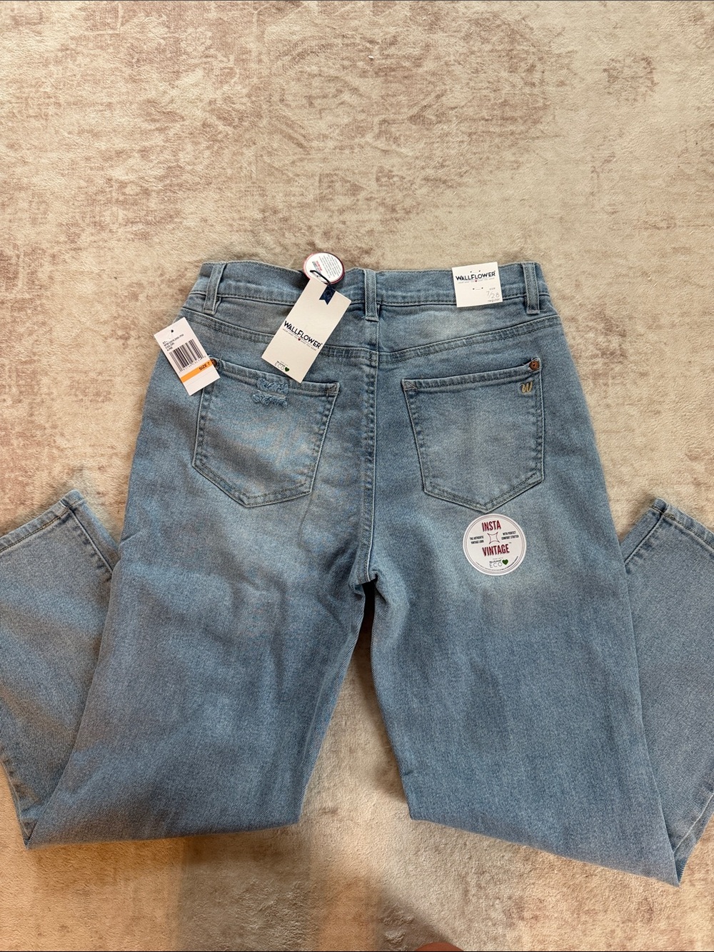 Wallflower Women's Light Blue Retro Straight Leg Jeans